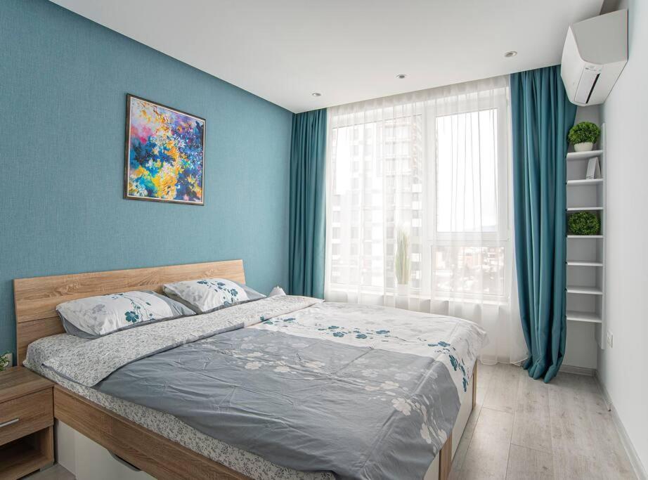 Sunny & Stylish Brand New 2Bdr Apartment + Parking Софія Екстер'єр фото